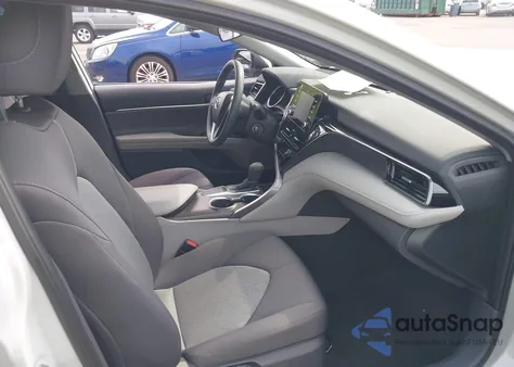 2022 Toyota Camry Le из США, поврежденный, VIN 4T1C11AKXNU018811